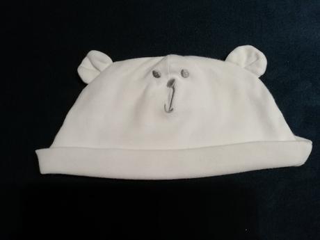 Ciapka biela 6-9 mes, 92