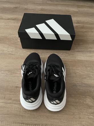 Adidas tenisky, adidas,39