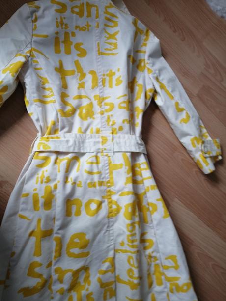 Luxusný trenckot, 36