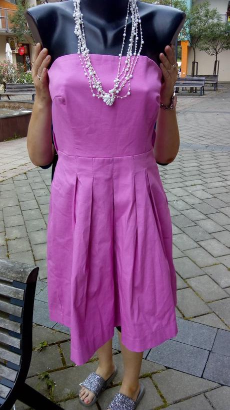 Cukríkovo ružové spoločenské šaty, s