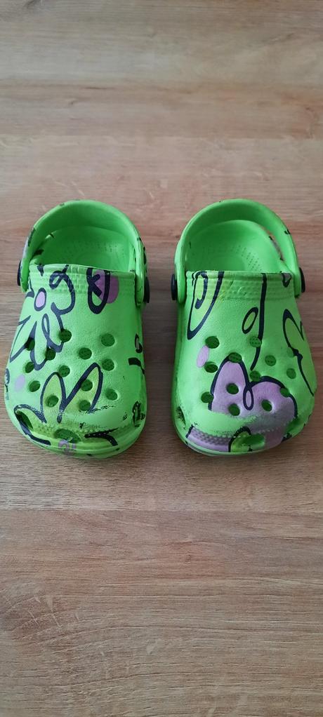 Prezúvky kroksy, 22