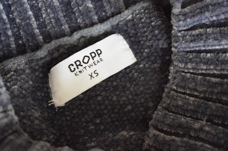 Príjemný svetrík xs, xs