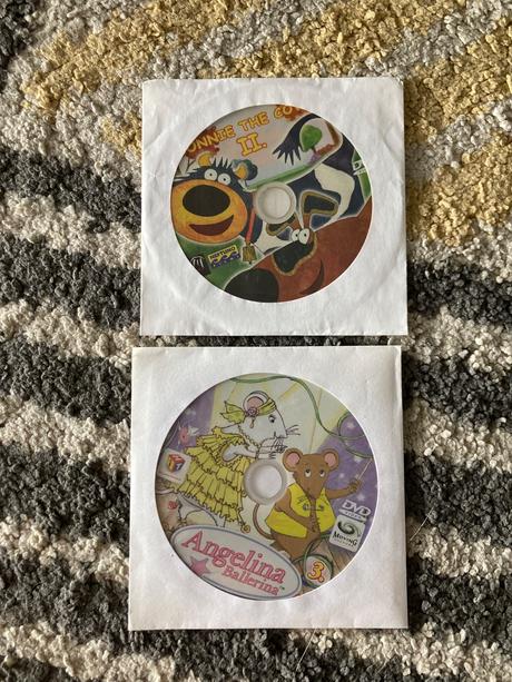 Dvd connie the cow ii. a angelina ballerina,