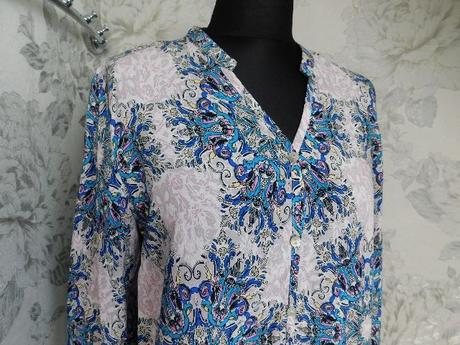 Kvalitna velmi pekna bluzka, 36