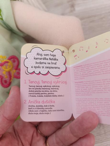 Veľká spievajúca bábika,