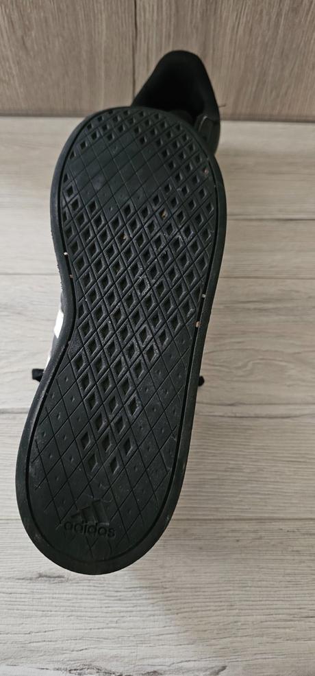 Tenisky adidas v. 39 1/3, adidas,39