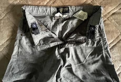 Chlapčenské kraťasy., 146