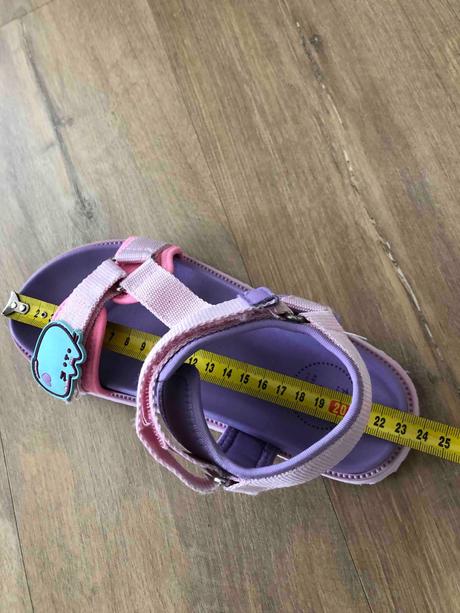 Sandálky pusheen, reserved,35