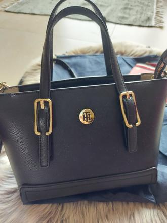 Tommy hilfiger kabelka, tommy hilfiger