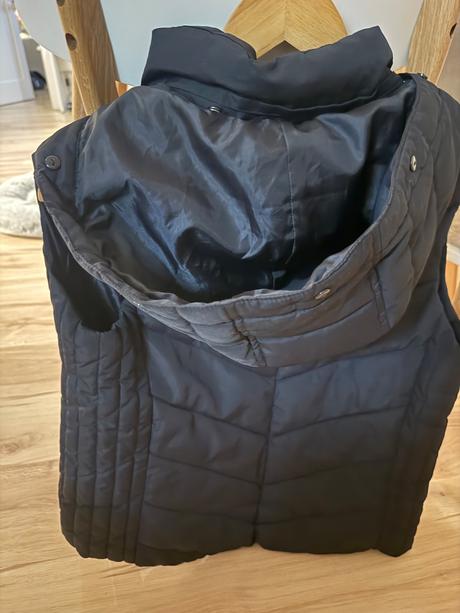 Tepla vesta s kapucnou, h&m,xs