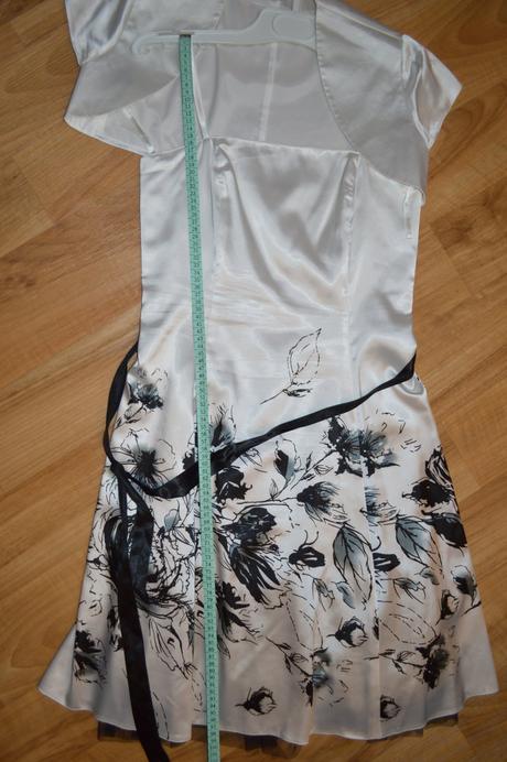 Spoločenské šaty, 36