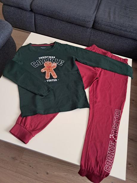 Cookie pyzamko reserved 146/152, reserved,146