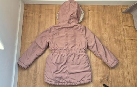 Zimna bunda pod zadok, primark,116