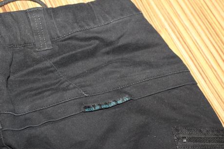 Slim fit nohavice cropp v. 30, 30