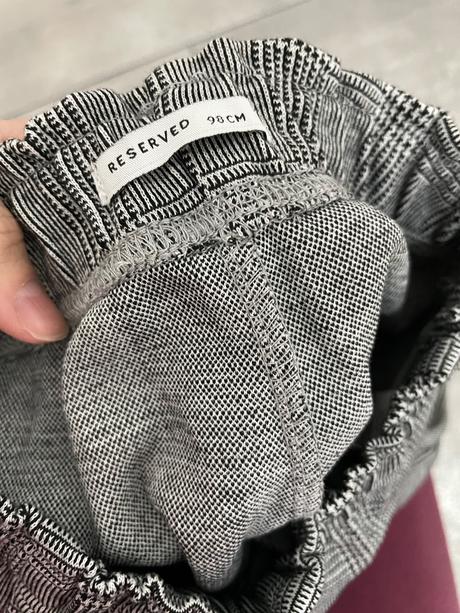 Hrubšie nohavice, reserved,98