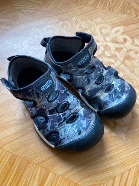 Sandale, keen,29