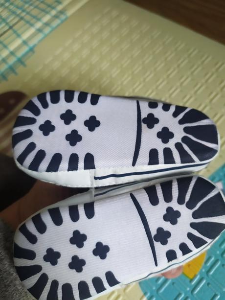 Capačky 18/19, coccodrillo,18