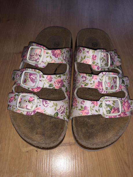 Korkové šľapky, 31