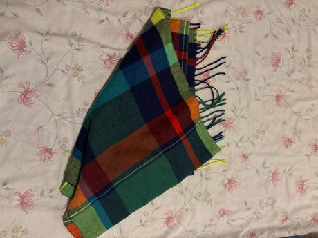 Farebný šál medicine, s