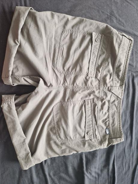 North face funkcne sortky, 38