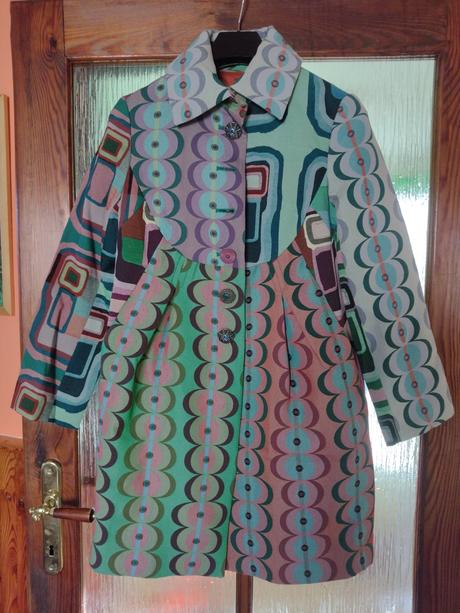 Plášť zn. desigual., desigual,40