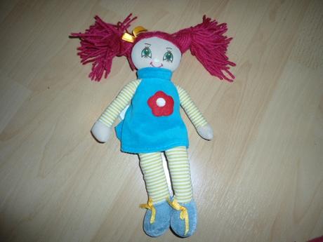 Bábika s mašličkou, 