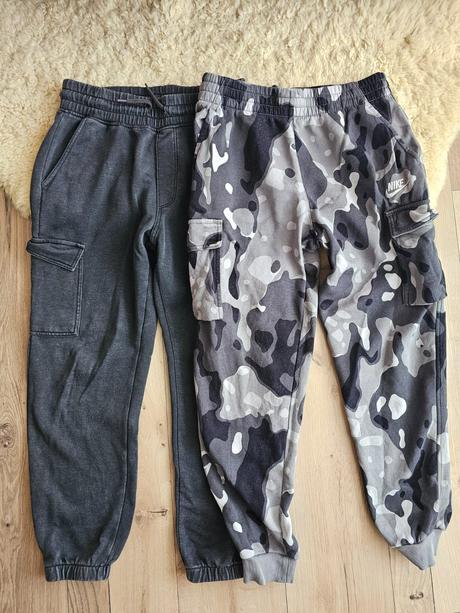 Tepláky, nike,158