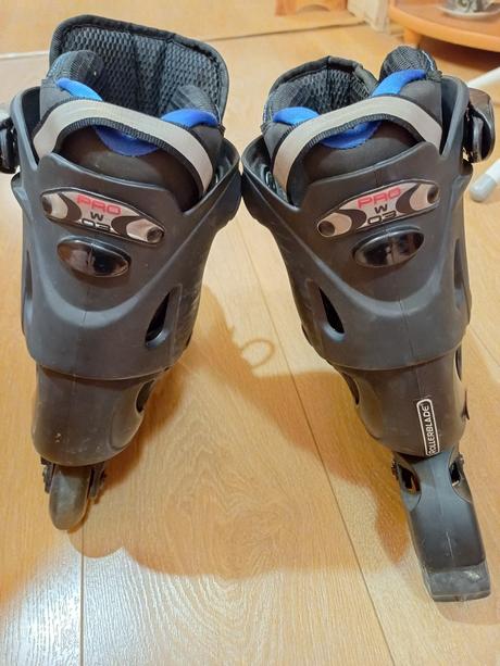 Málo jazdené kolieskové korčule rollerblade č.39, rollerblade,39
