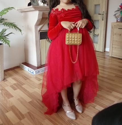 Dievčenské spoločenské šaty, 146