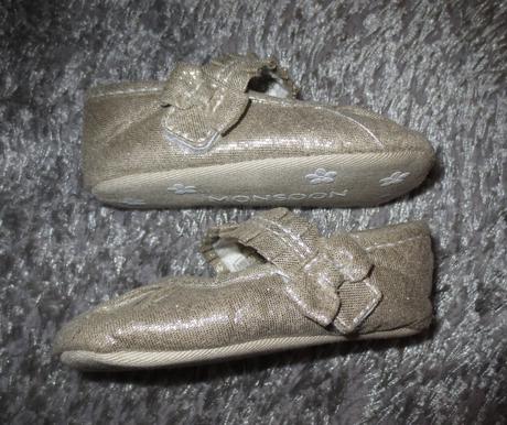 Elegantné capačky, 19