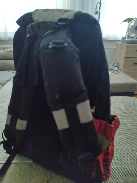 Karton p+p auto anatomický batoh plus - pošta zdar, 