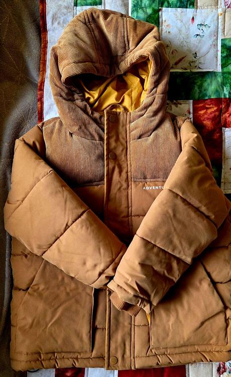 Zimna bunda reserved v.122, reserved,122