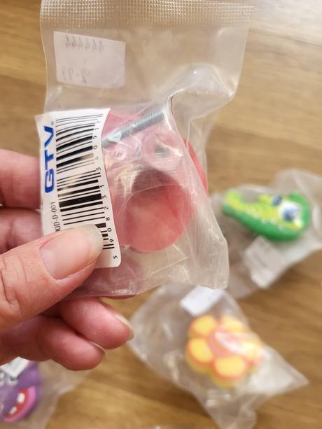 Uchytky zvieratka na detske sufliky, 