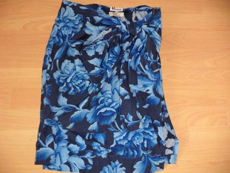 Damska sukna, 40