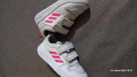 Adidas tenisky, adidas,25