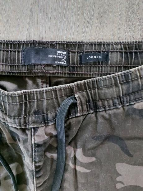 Maskacove nohavice, xl