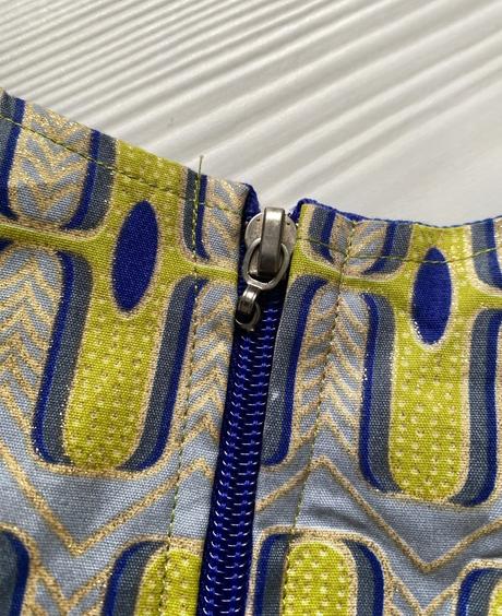 Luxusný peplum top, s