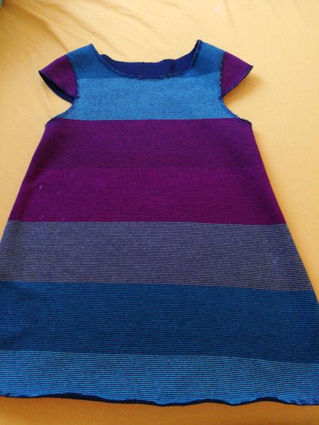 Obojstranné šaty, 98