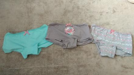 Predám detské spodné prádlo, 128