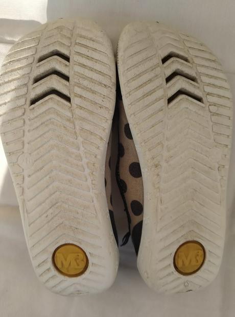 Dievcenke papucky hello kitty, 28