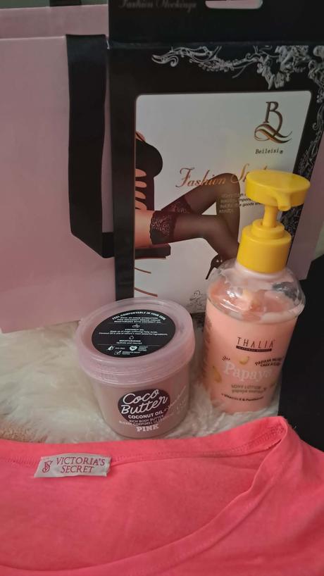 Victorias secret body ,coco butter ,croptop, atd.., victoria's secret,s