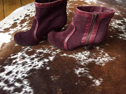 Clarks kozene bordove, 38