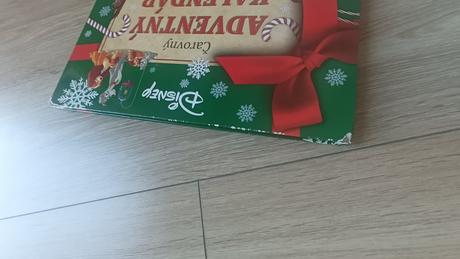 Disney adventný kalendár knižky, 