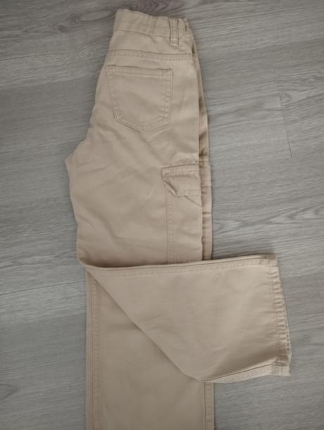 Dievčenské nohavice, 128