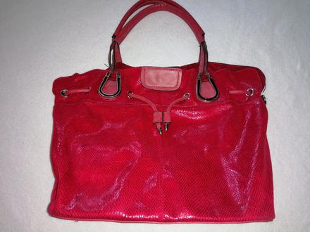 Červená kabelka, 