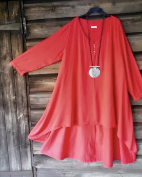 Zaujímavé šaty/121, xl