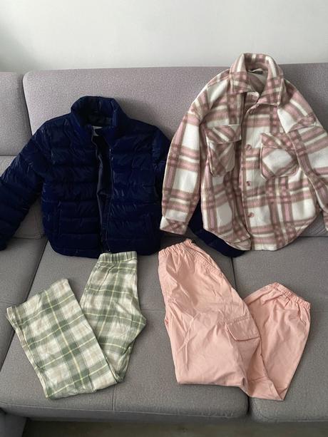 Balík oblečenia v.146, 140–152