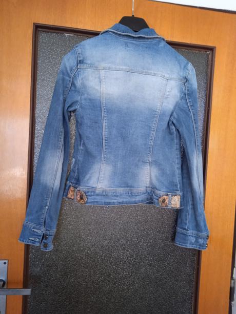 Riflova bunda, stradivarius,m