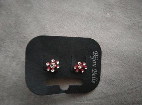 Predám náušnice, 