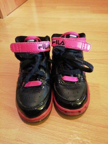 Botasky fila, fila,22